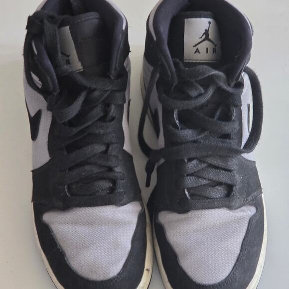 Air Jordan 1 Retro High OG GS Black Light Smoke Grey – Size 5.5Y / Women’s 7 - Picture 2 of 5